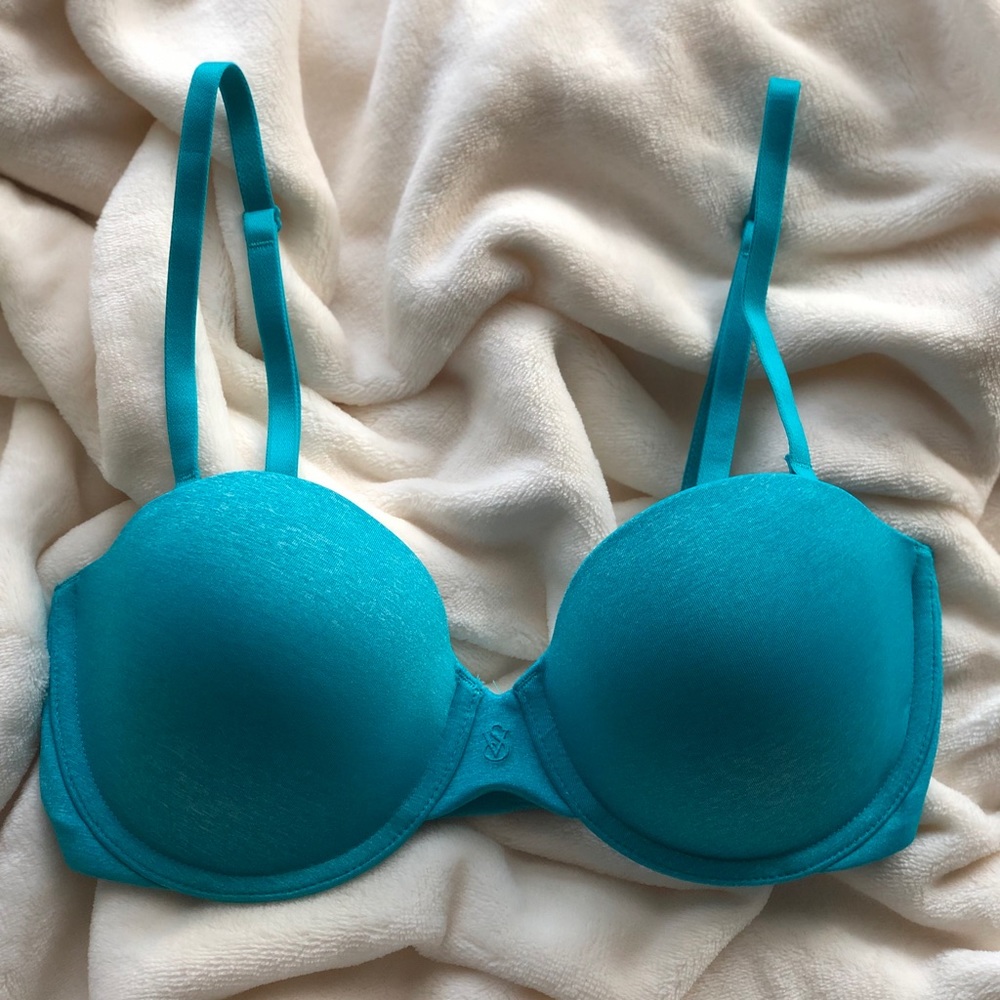 Victoria’s Secret Multi-Way Push-Up Bra